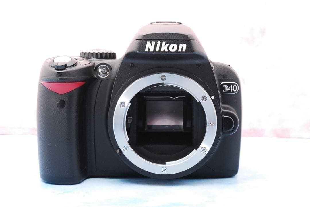 ニコン D40★入門セット★一眼レフカメラ★S数少！★望遠レンズ付Wレンズ