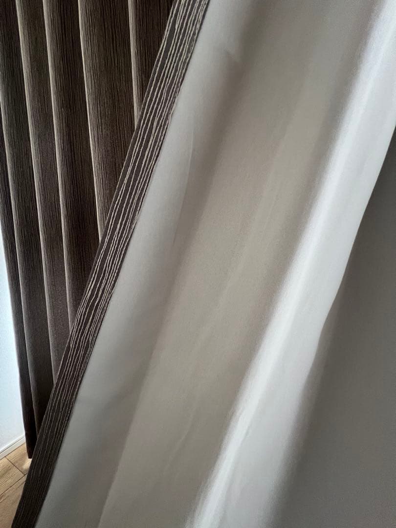 日本製　遮光カーテン　240cm