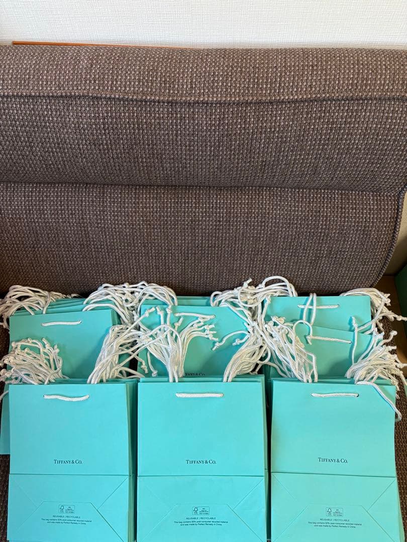 現行品　新品未使用ティファニー ショッピング紙袋60枚セット（20x25cm）