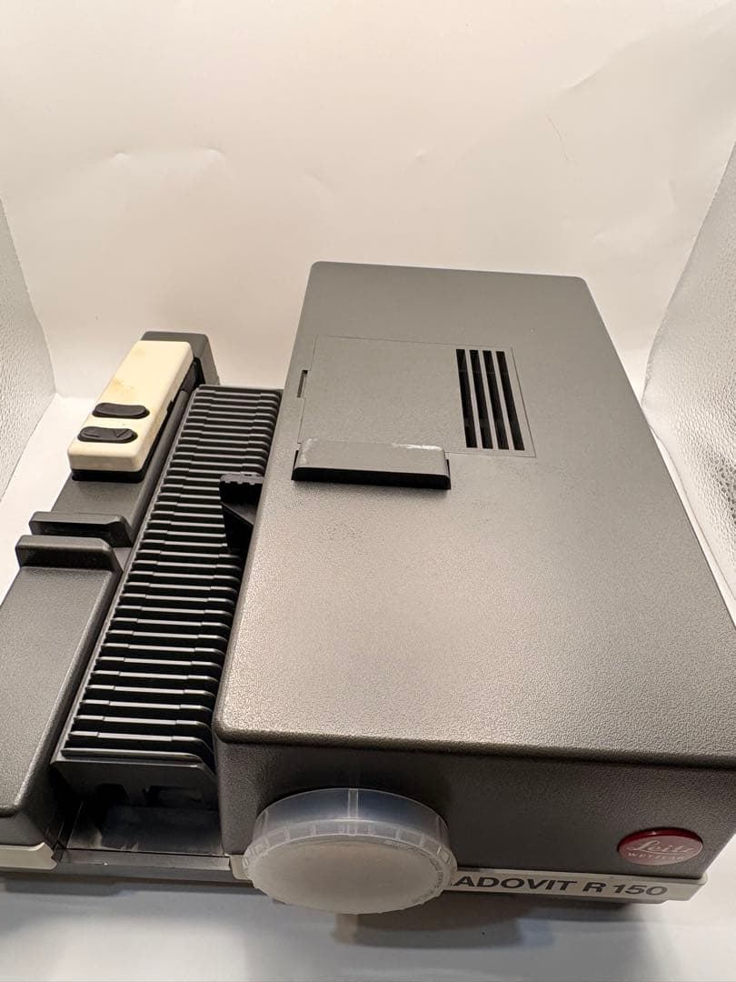 Leitz PRADOVIT R 150 プロジェクター本体