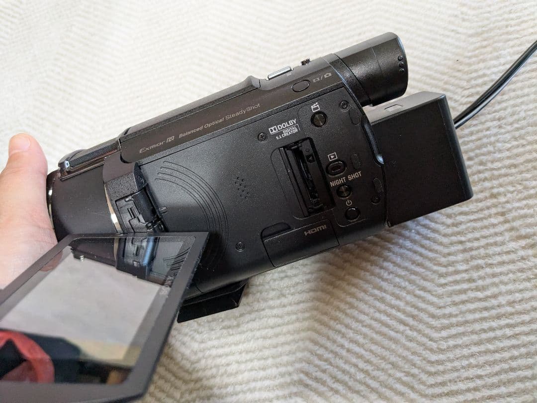 SONY　FDR-AX60　ビデオカメラ　4K　3脚付き