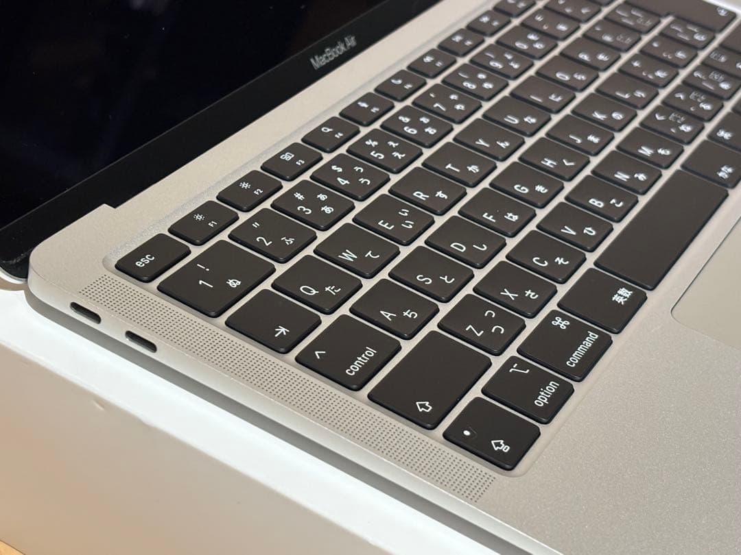 MacBook Air 2020 M1チップ搭載 13インチ シルバー