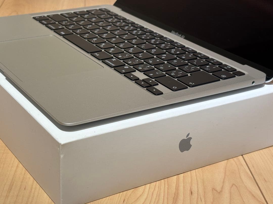 MacBook Air 2020 M1チップ搭載 13インチ シルバー