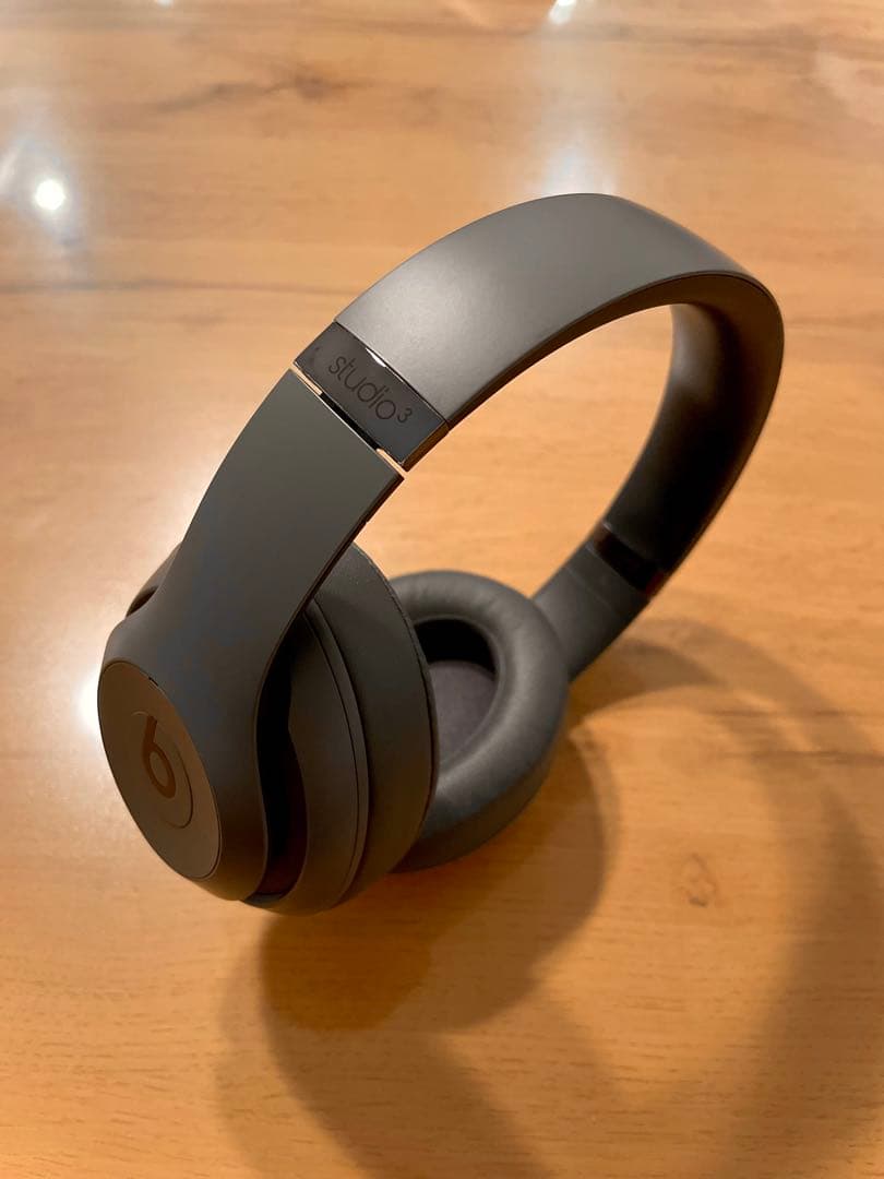 限定カラー! Beats Studio 3ワイヤレス ヘッドホン グレー