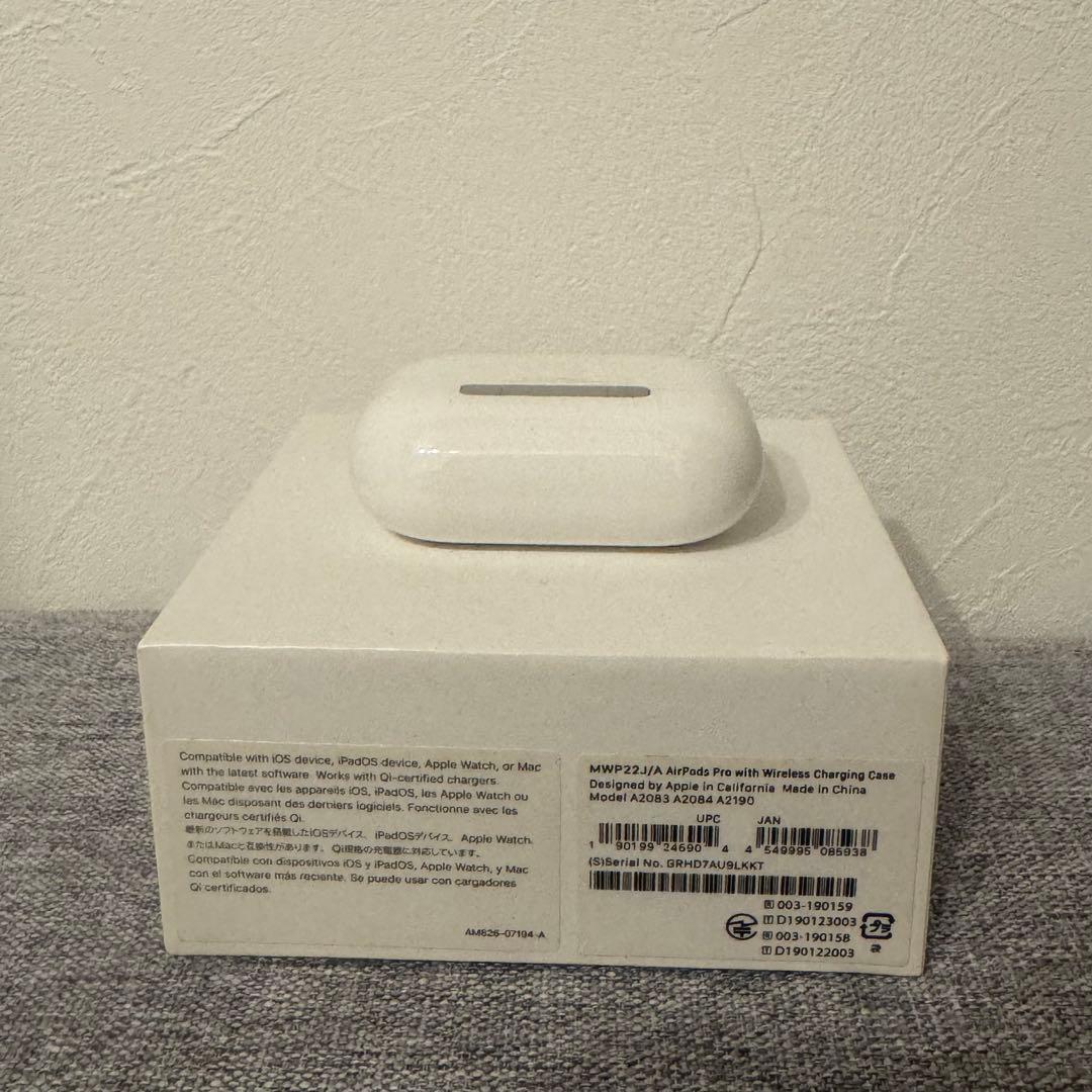 【美品】正規品　アップル　Apple AirPods Pro 本体　箱付き