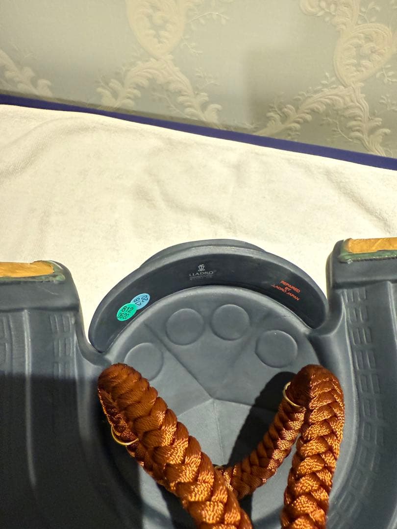 リヤドロ　兜　節句に　ガラスケース付き　難あり　価格交渉OK