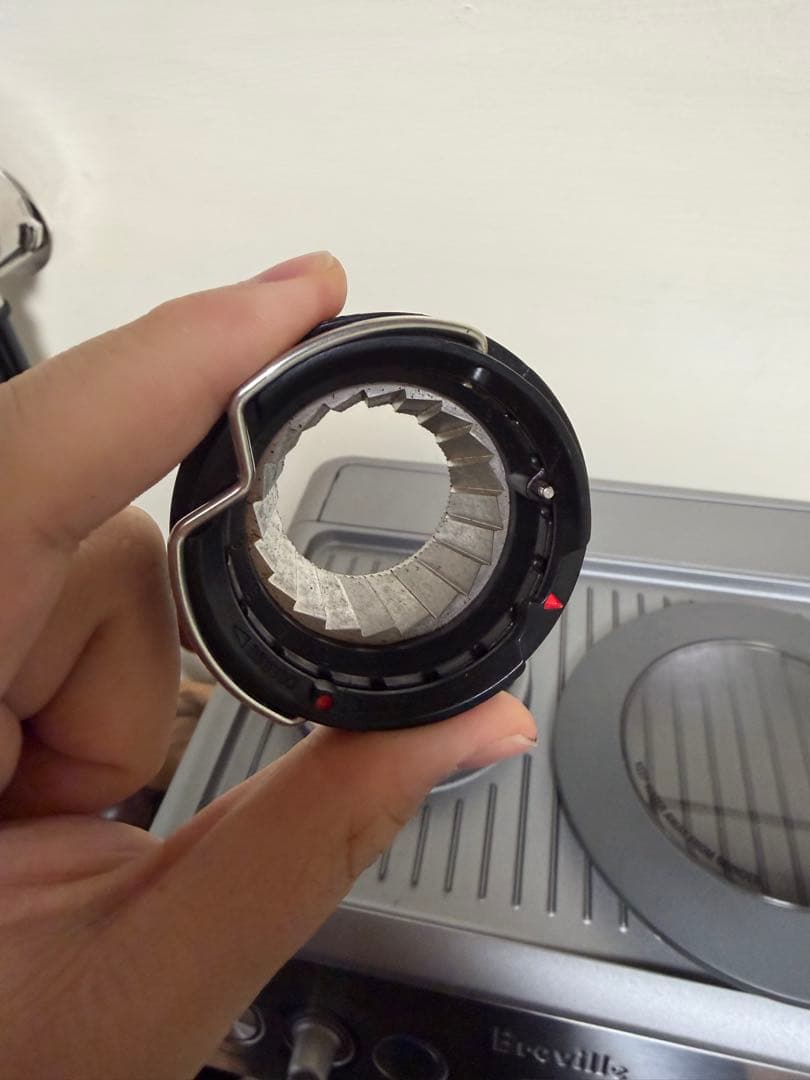 中古エスプレッソマシン Breville BES870XL/B