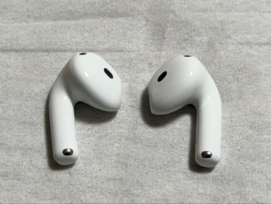 Apple AirPods 4 アクティブノイズキャンセリング