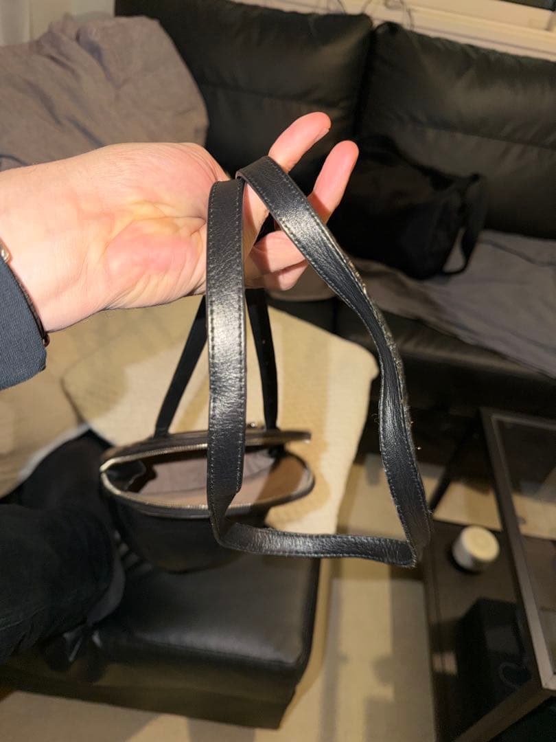 JW ANDERSON MIDI CAP BAG 黒 レザー キャップ型バッグ