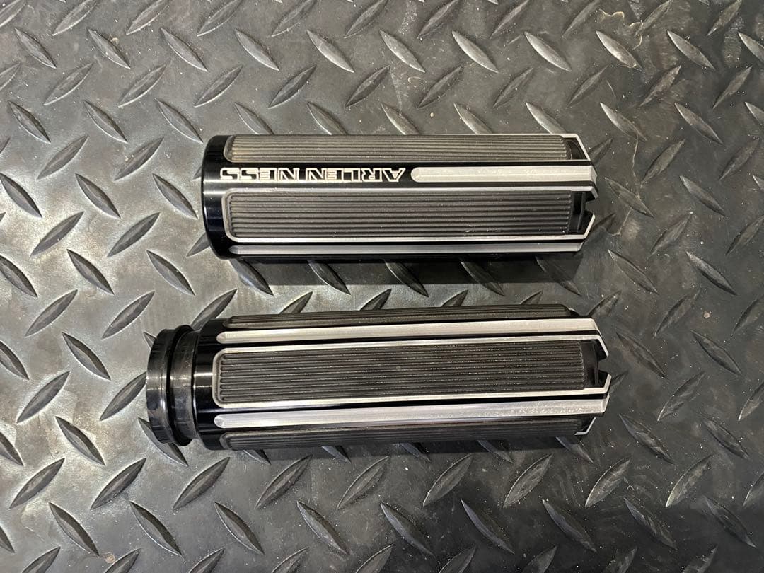 ハーレーダビッドソン　アレンネスグリップ