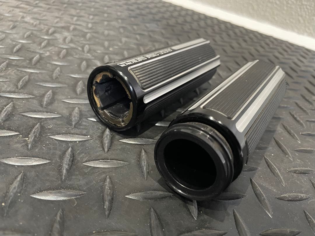 ハーレーダビッドソン　アレンネスグリップ