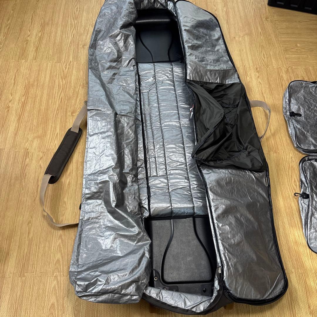 BURTON スノーボードバッグ 2輪　オールインワンキャリーケース　バートン