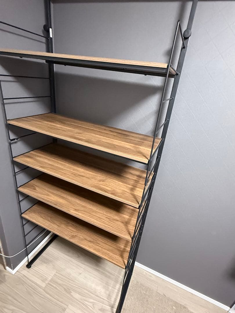 ニトリ　突っ張り壁面収納 Nポルダディープ(ミドルブラウン)