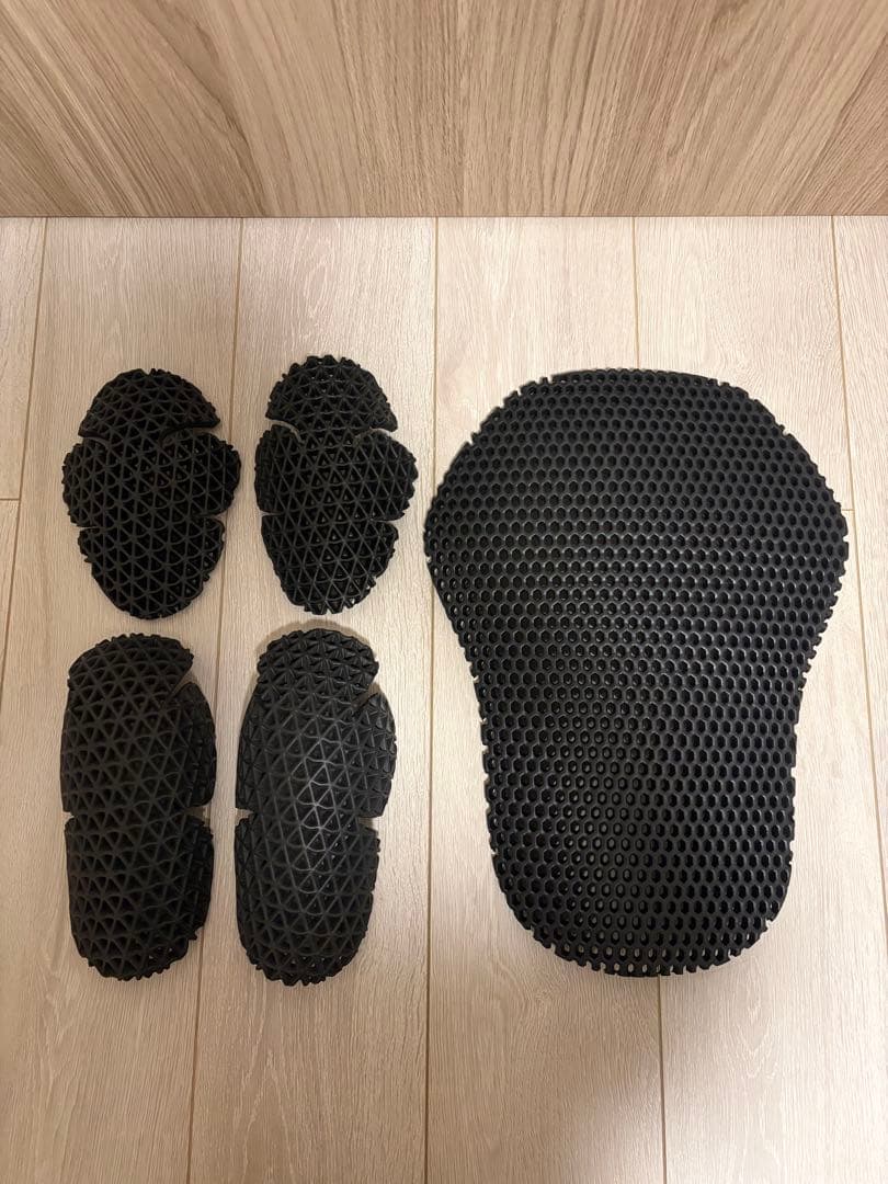 クシタニ フィンジャケット ブラックカモフラ/L