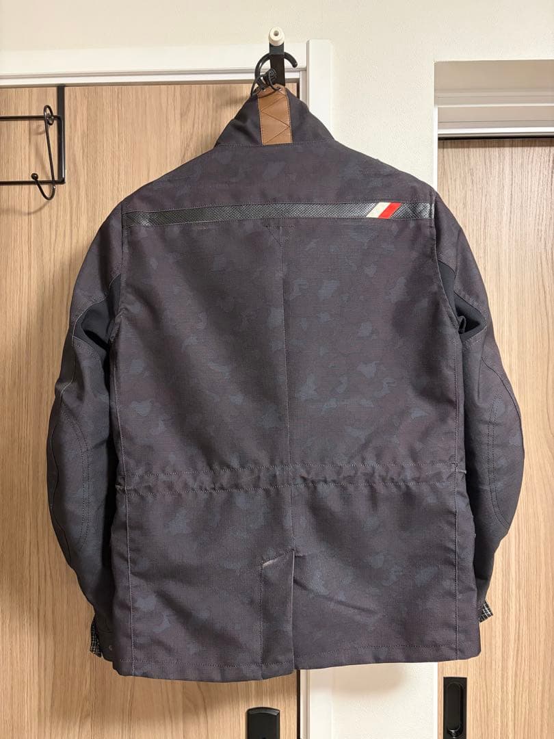 クシタニ フィンジャケット ブラックカモフラ/L