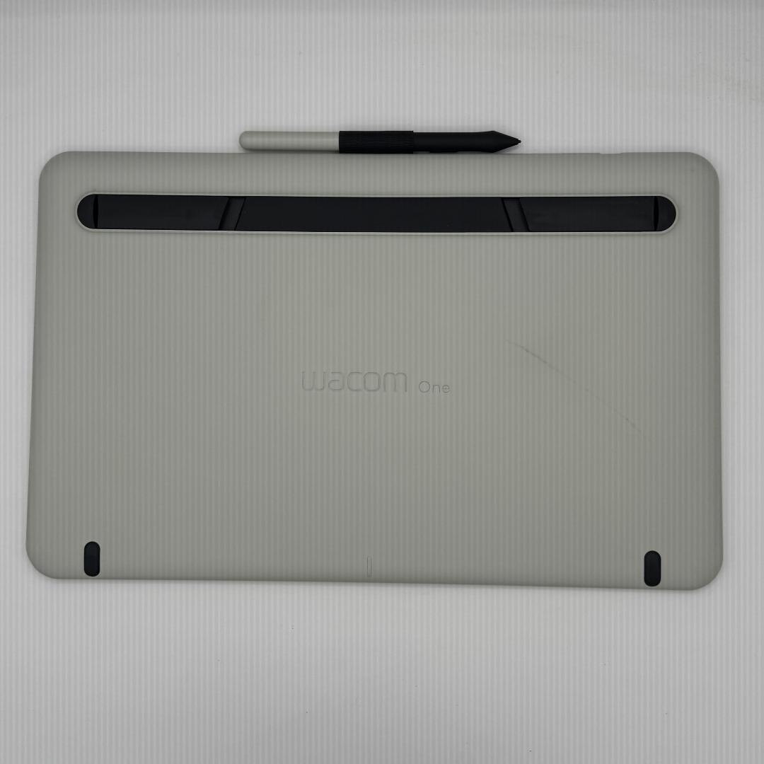 Wacom One DTC133W0D 液晶ペンタブレット