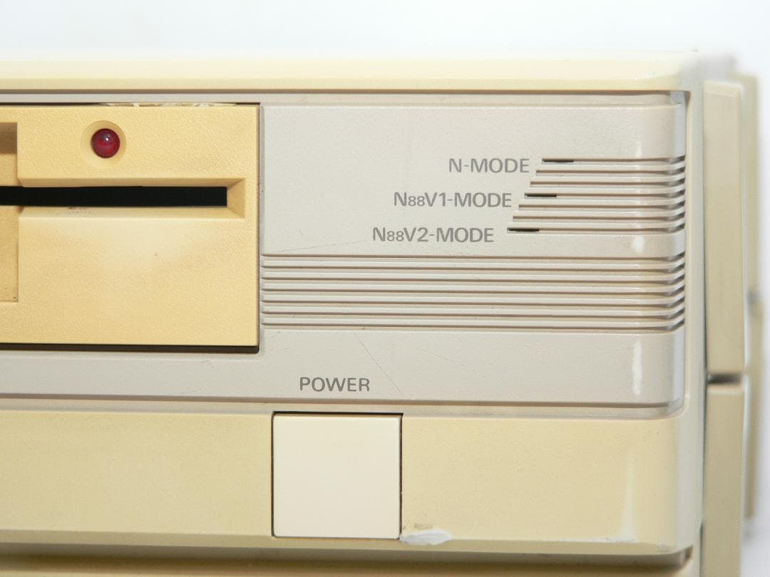 NEC PC-8801mkIISRパソコン フルメンテナンスFDD OK！動作品