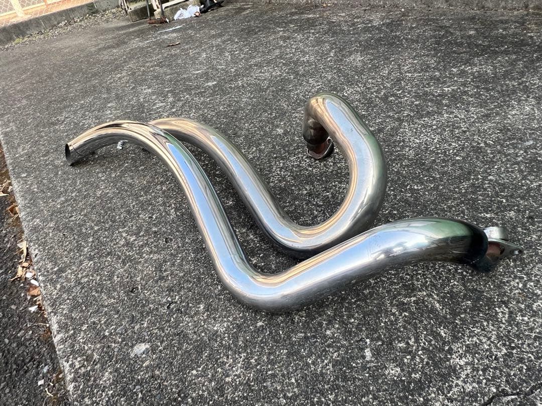 ドラッグスター1100 アメリカンドラッガーズ製ベントマフラー