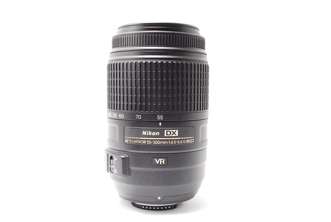 良品Nikon 55-300mm VR 手ぶれ補正付 望遠 フード・ポーチ付