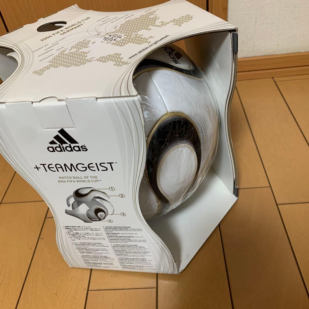 ワールドカップ　2006 ドイツ大会　チームガイスト　サッカーボール　5号球