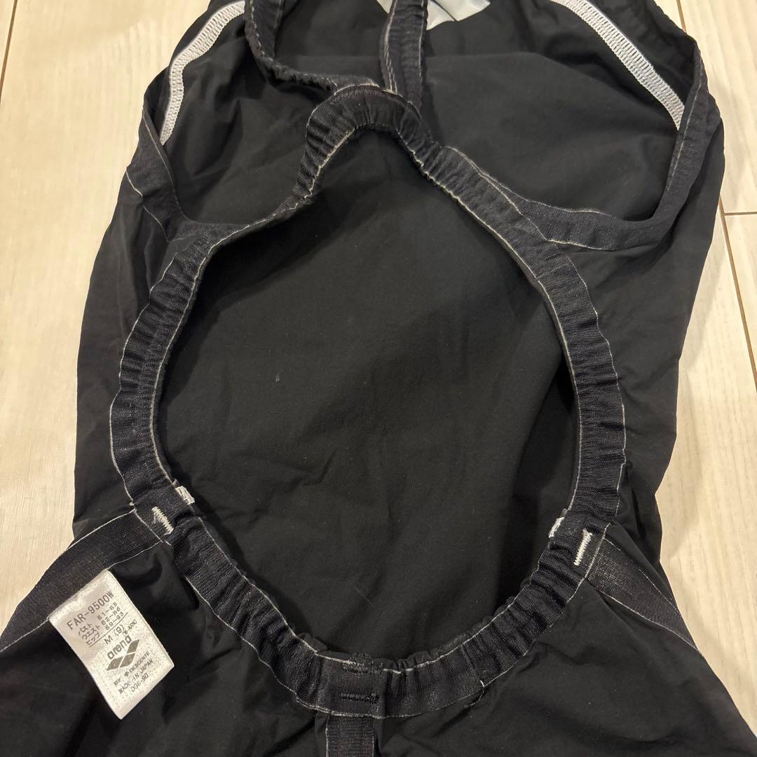 【美品】arena アリーナ　FAR-9500W Mサイズ　競泳水着