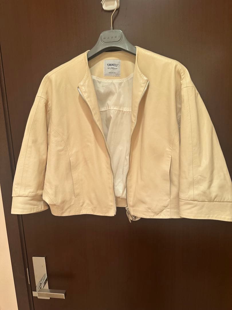 EMMETI⭐︎エンメティ レザー七分丈レディースジャンパー羊革 ラムスキン　38