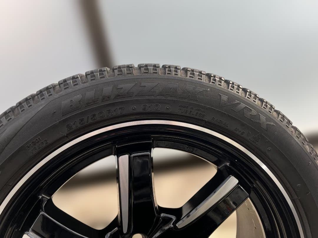 スバル 17インチ スタッドレスタイヤホイールセット ブラック