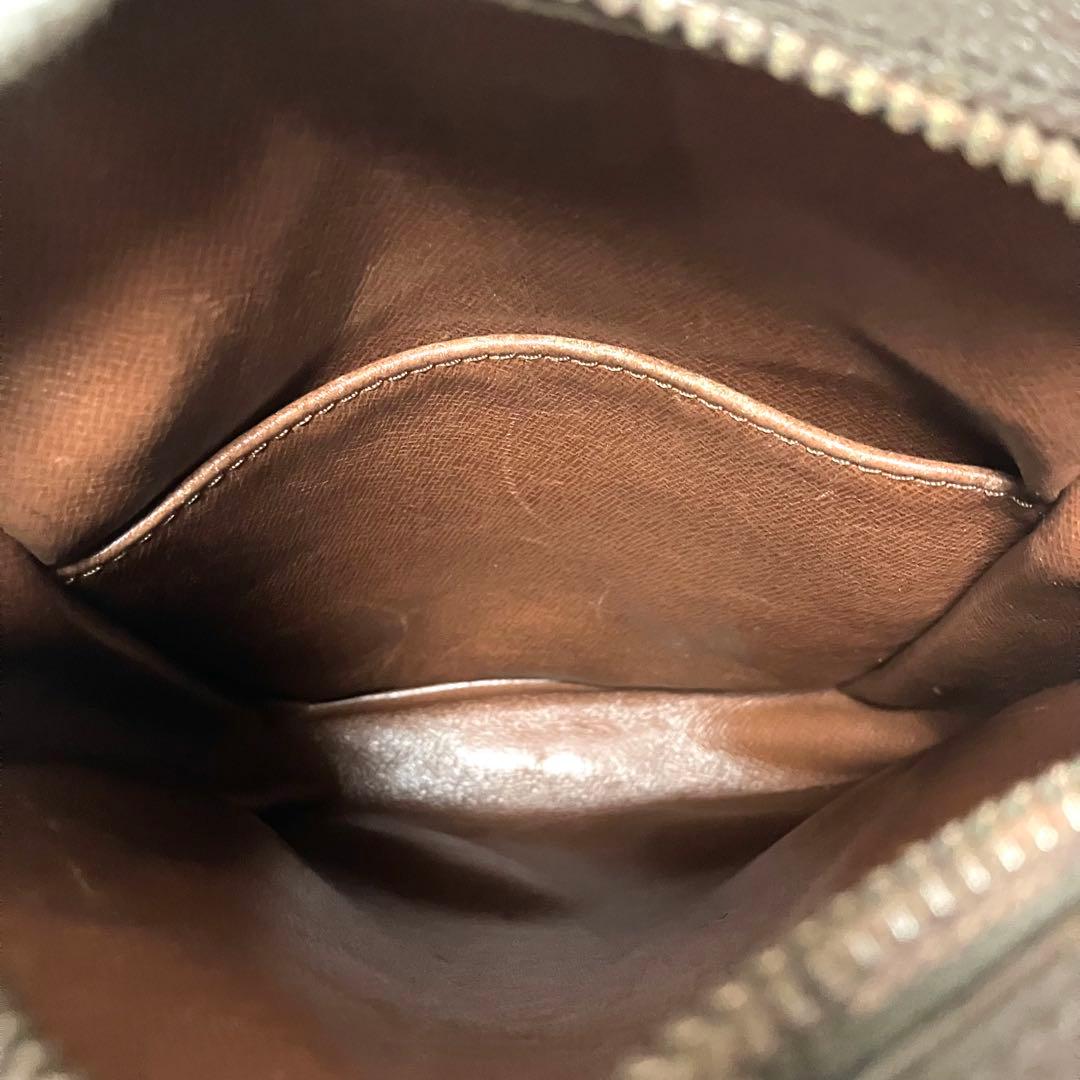 ルイヴィトン ショルダーバッグ ダヌーブ モノグラム pvc レザー