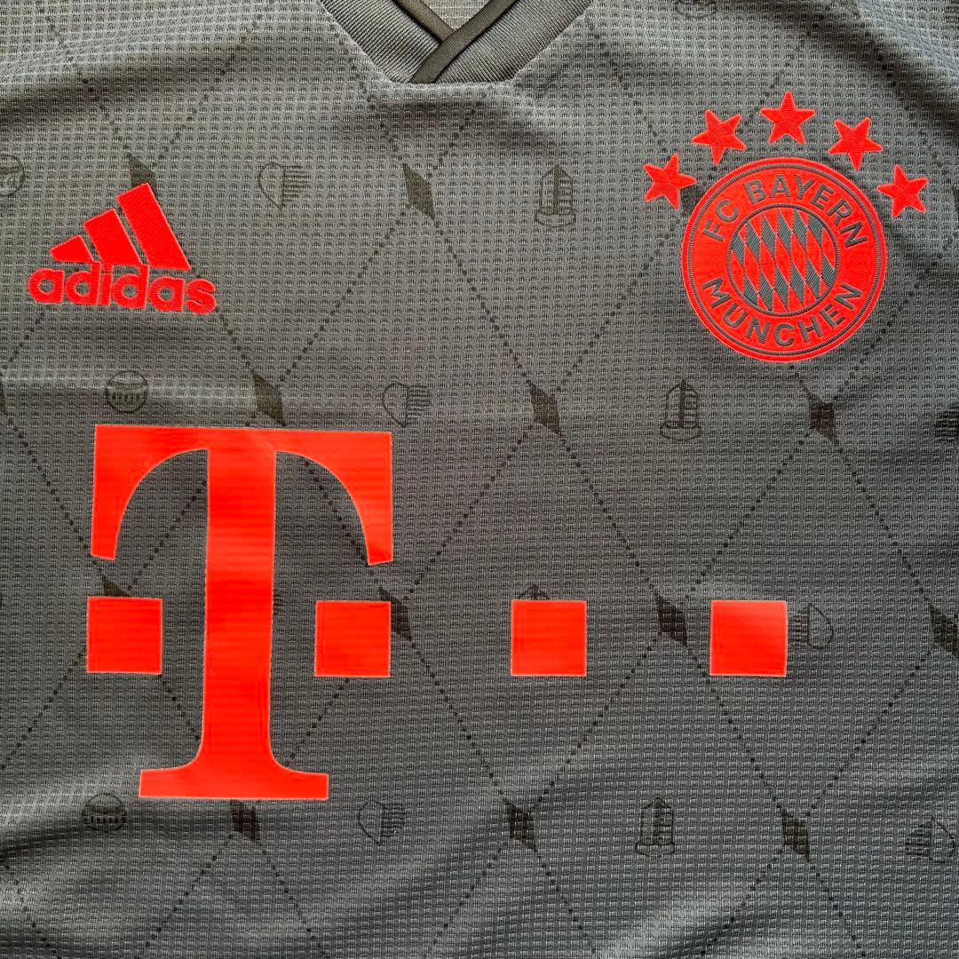 正規品新品☆バイエルンミュンヘン22/23サードオーセンティックユニフォームO