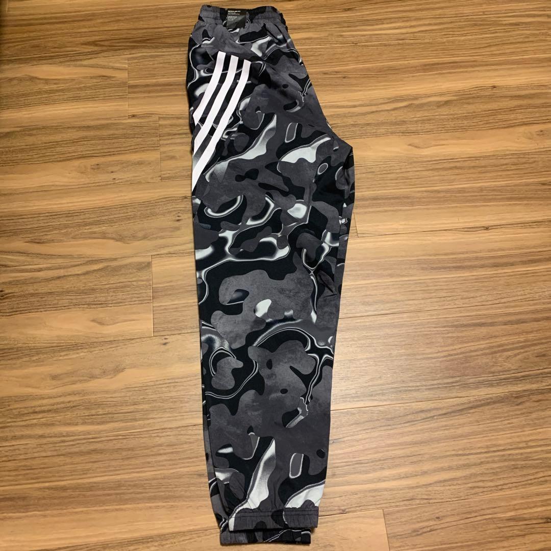 アディダス　サイズL 上下セット　ウインドブレーカー　マーブル柄