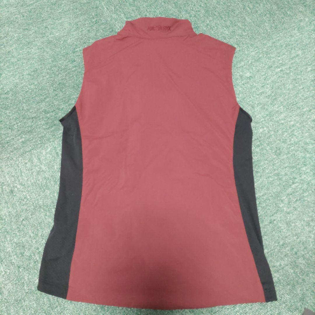 1*1様 ARC'TERYX 赤 アトムベスト