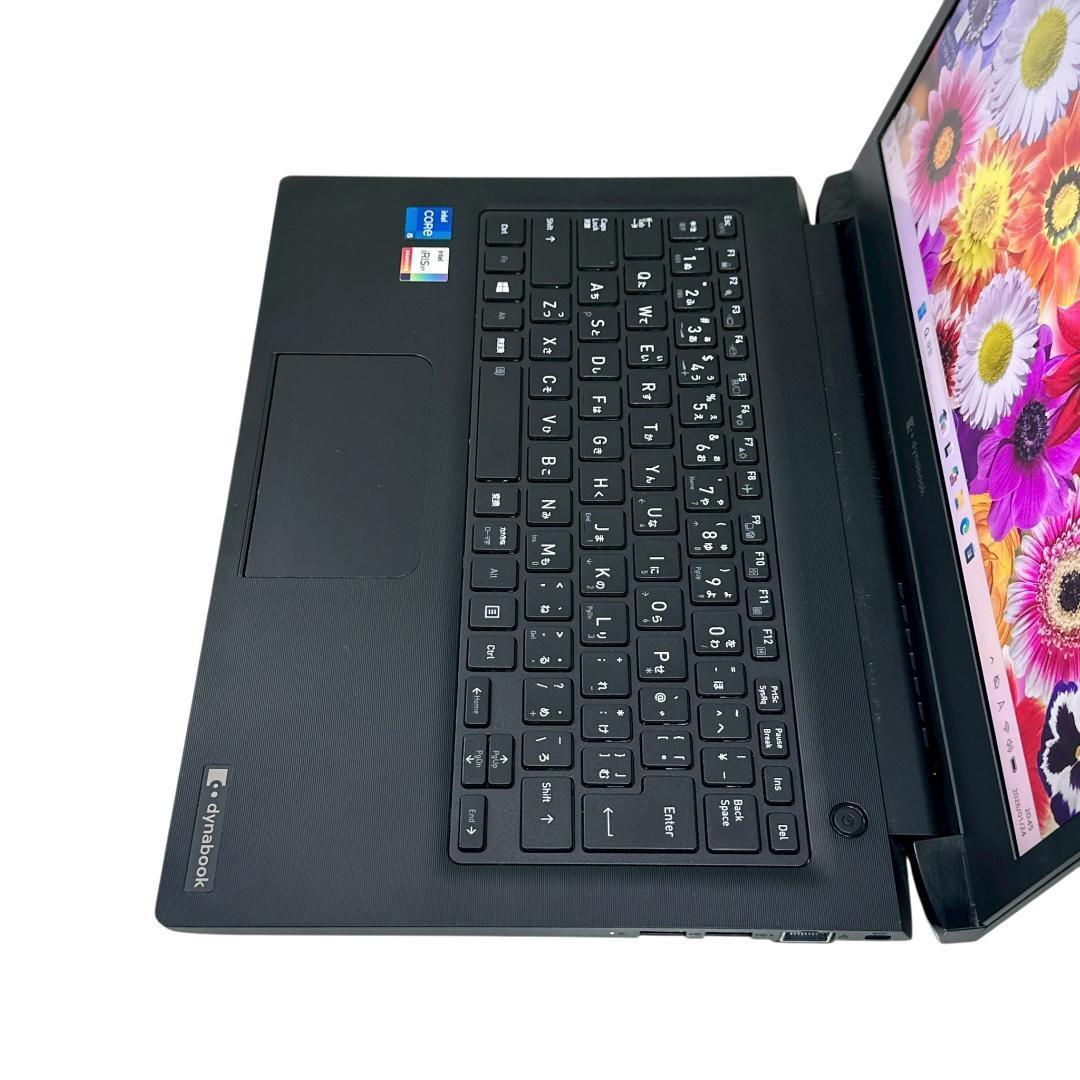 東芝 ノートパソコン 13型 軽量 i5 11世代 16/256GB 743