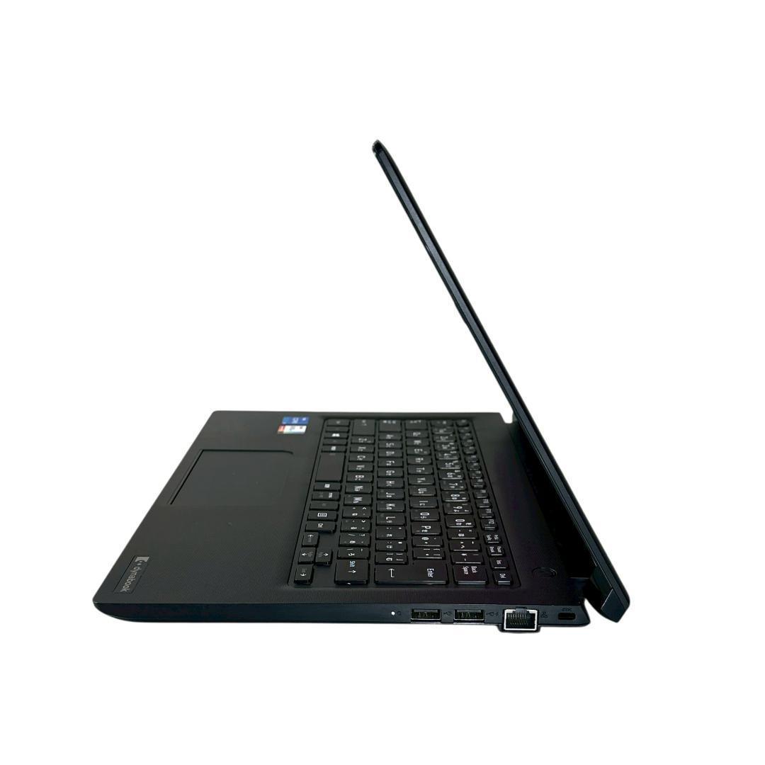 東芝 ノートパソコン 13型 軽量 i5 11世代 16/256GB 743