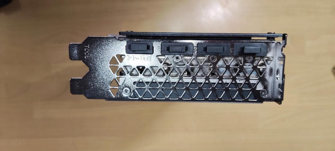 グラフィックボード・グラボ・ビデオカード INNO3D GEFORCE RTX 5070 Ti X3