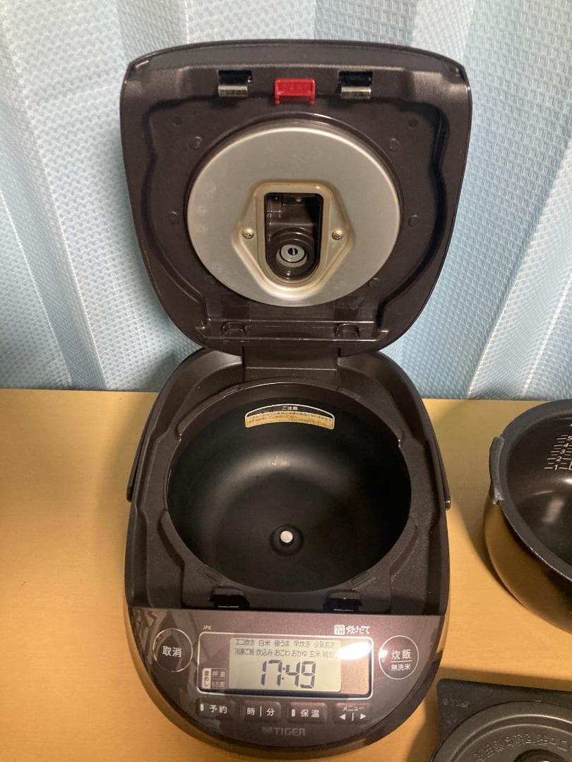 TIGER JPK-B100 圧力IHジャー炊飯器 2020年製5.5合