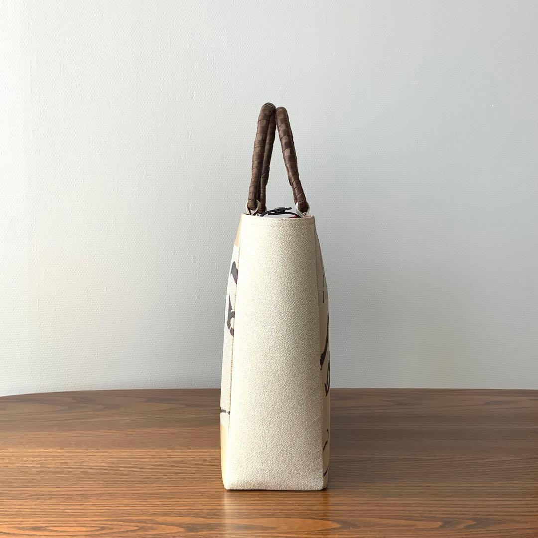 男前な歌舞伎柄の帯　リメイク　胡桃皮ハンドルバッグ　通しマチタイプ