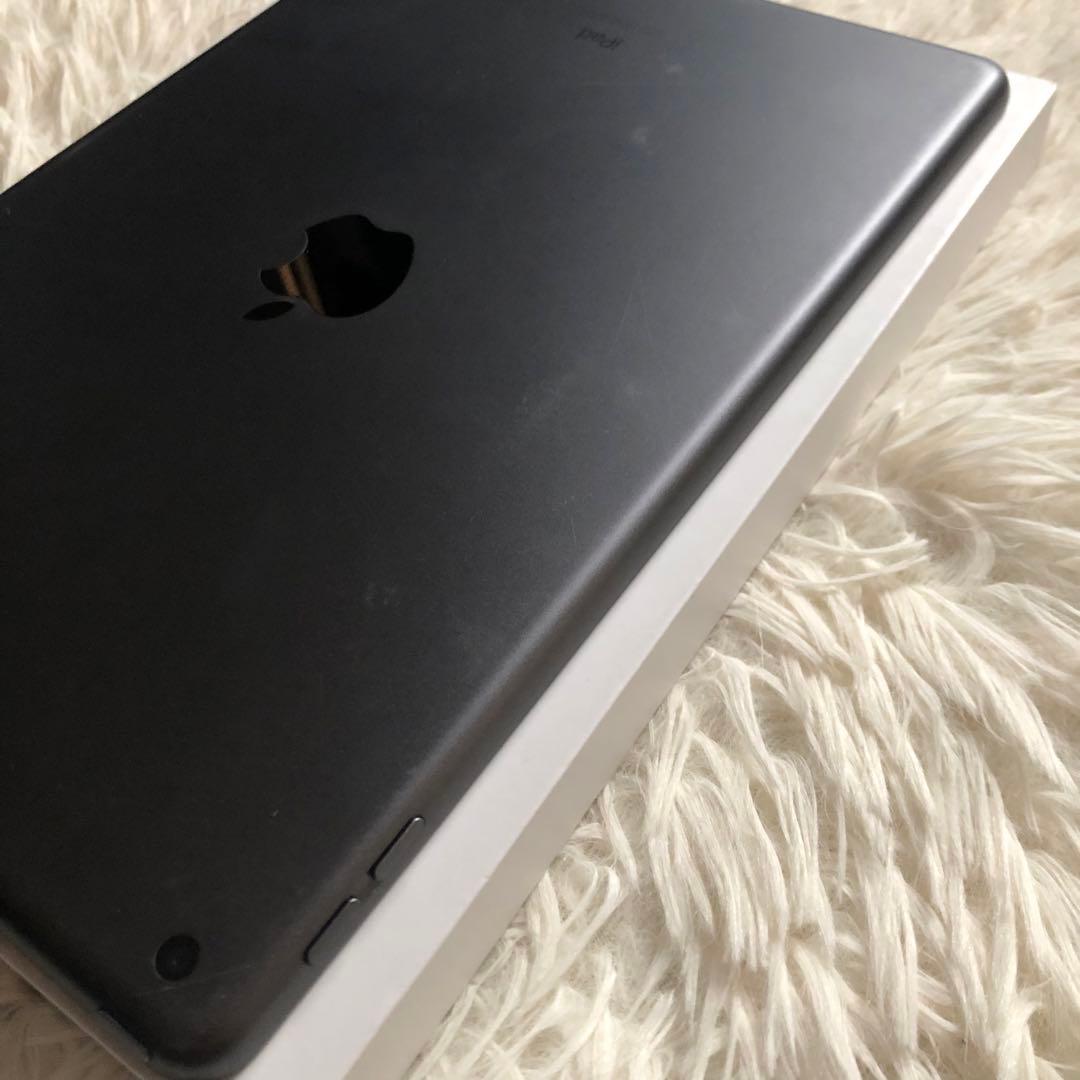 【値下げ不可】iPad 第7世代 32GB 【すぐ発送】