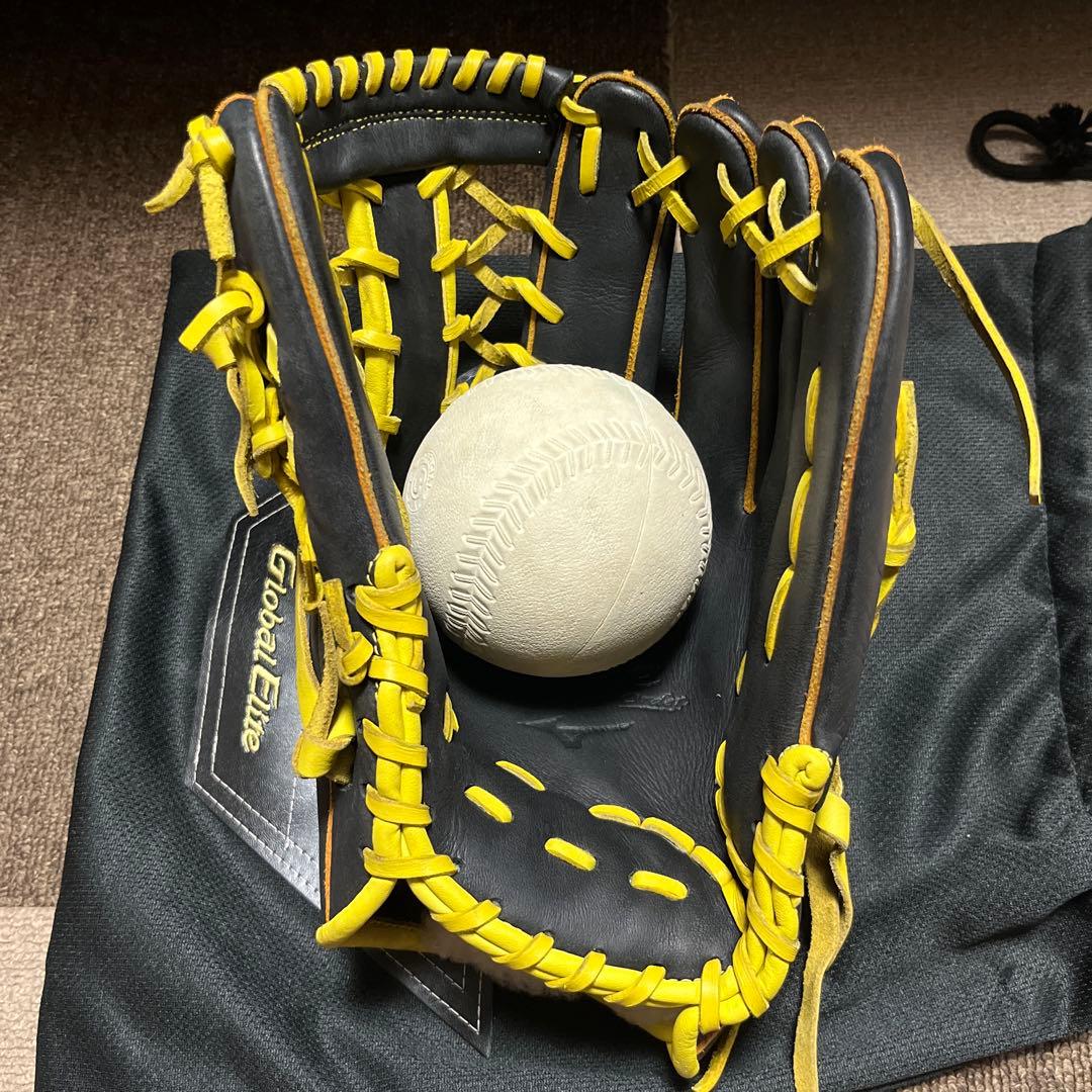美品　ミズノグローバルエリート　オーダー　軟式野球　グローブ