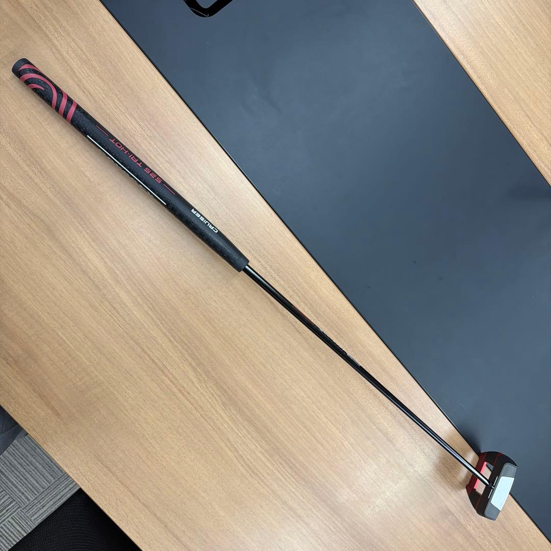 ODYSSEY S2S TRI-HOT Jailbird Cruiser パター