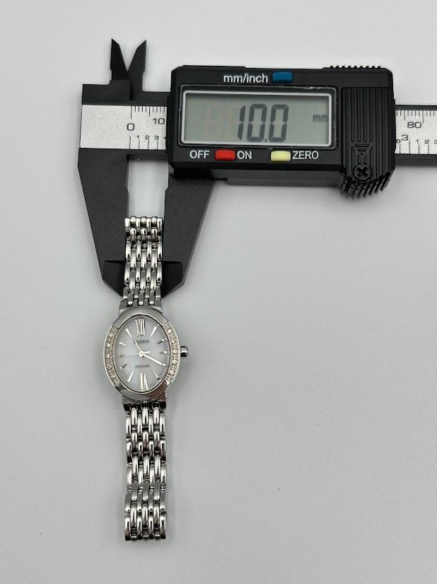 SEIKO エクセリーヌ V117-0AV0 腕時計 ソーラー オーバル 921