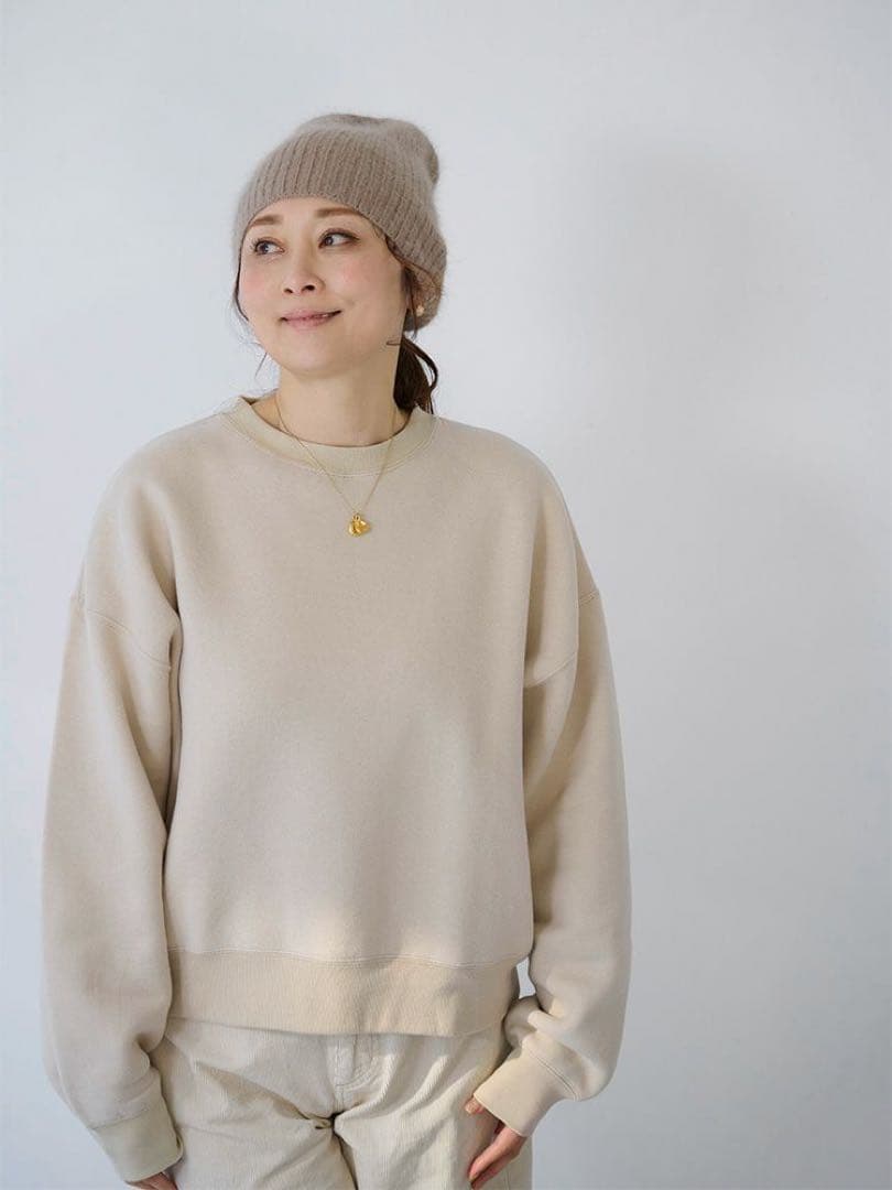 ハグオーワー 裏起毛ドロップショルダートレーナー ミルクティー 新品