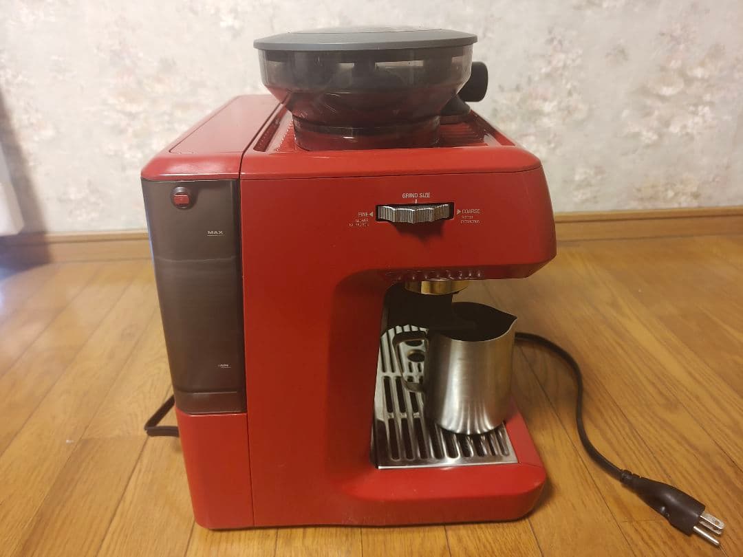 コーヒーメーカー・エスプレッソマシン Breville Barista Cranberry BES870CBXL