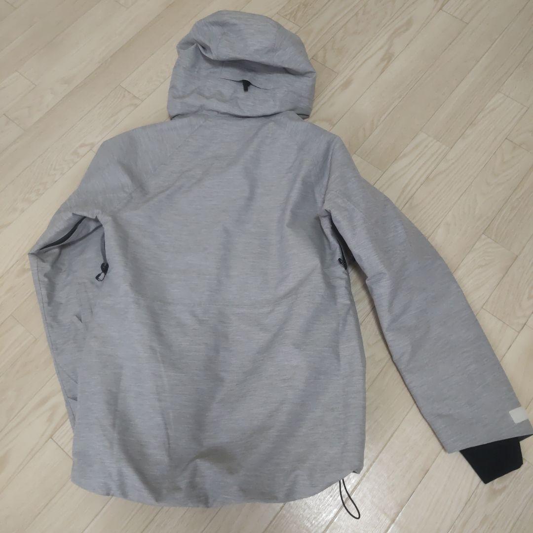 686　ボードウェアー