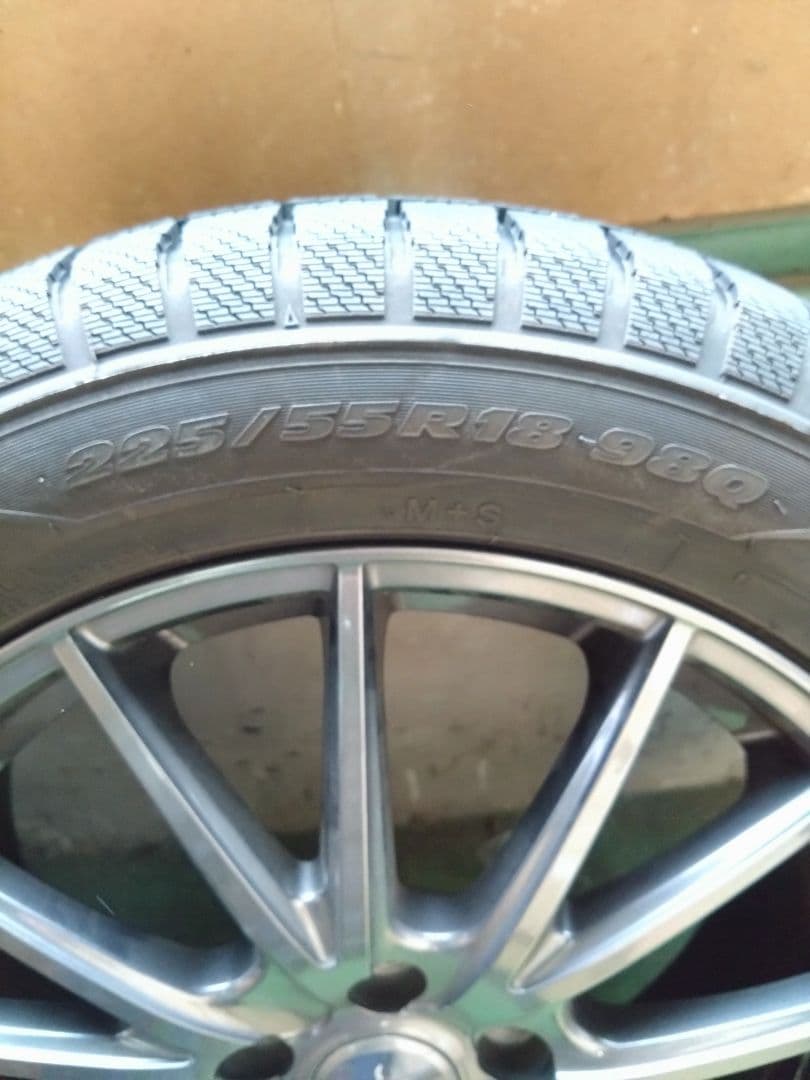 VELVA SPORT スタッドレスホイールセット 7J +55 PCD114