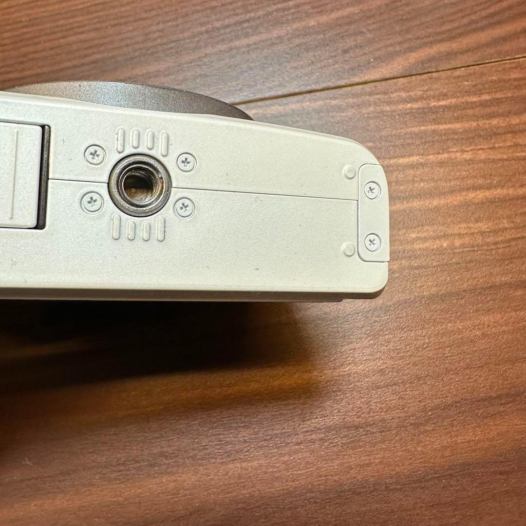 Canon EOS Kiss M 標準レンズキット 一眼レフカメ 0311