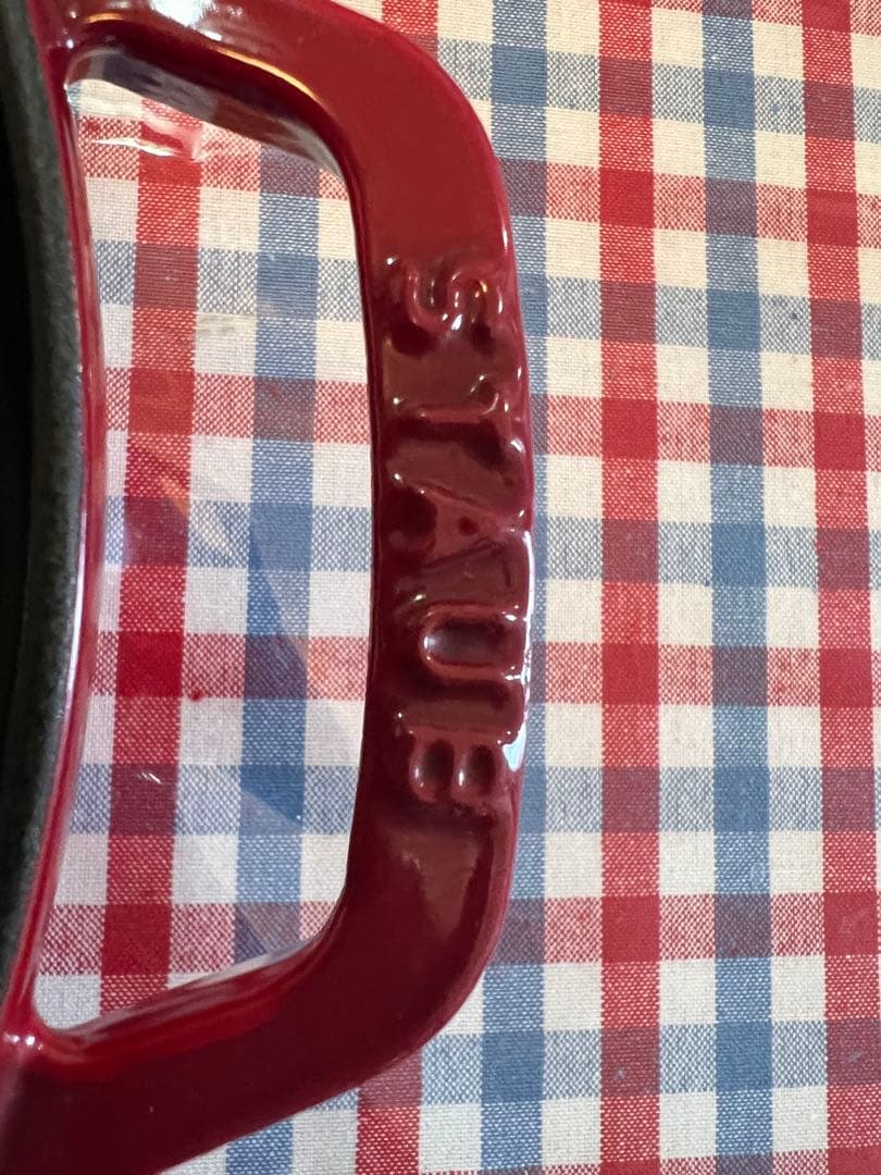 STAUB ストウブ　　フレンチルースターココット鍋 チェリー　24cm
