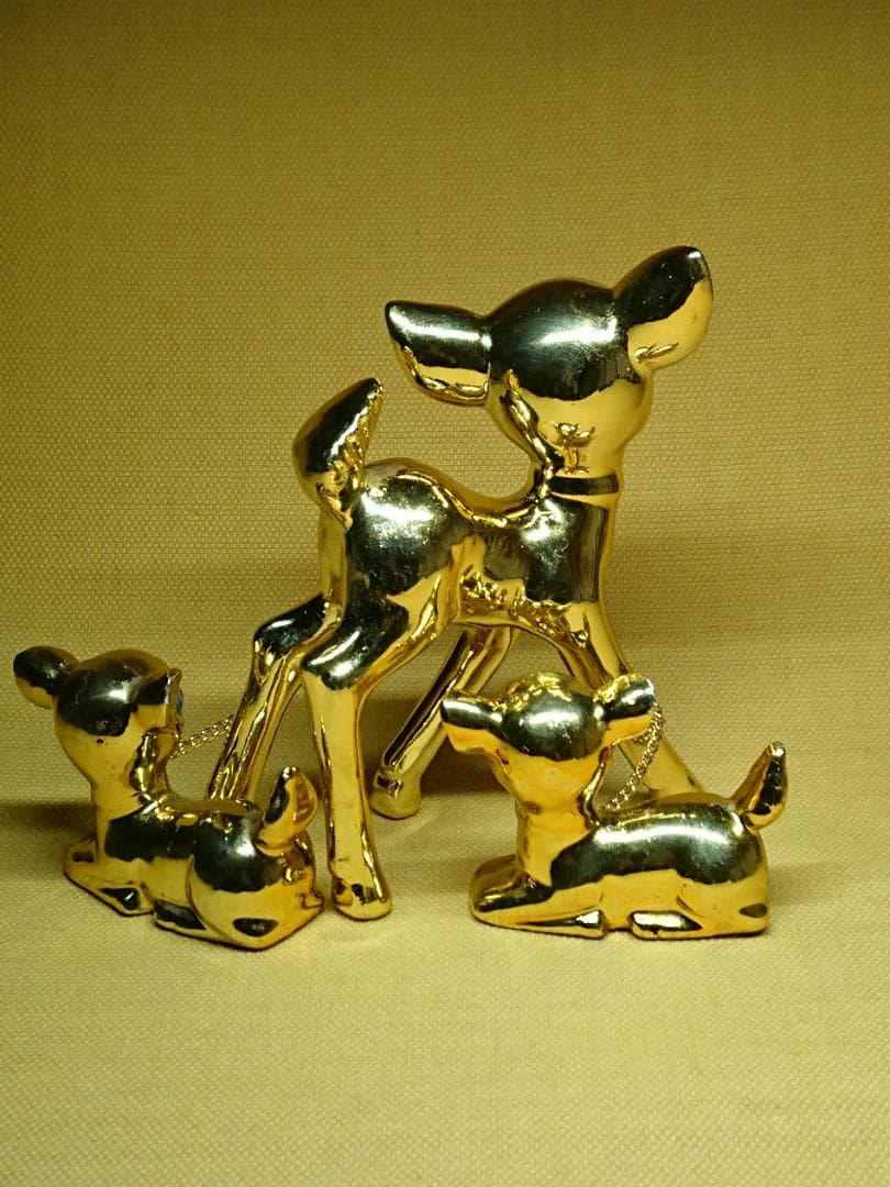 【美品】バンビ　シカ　鹿　陶器　置物　インテリア　工芸品　美術品　A2580