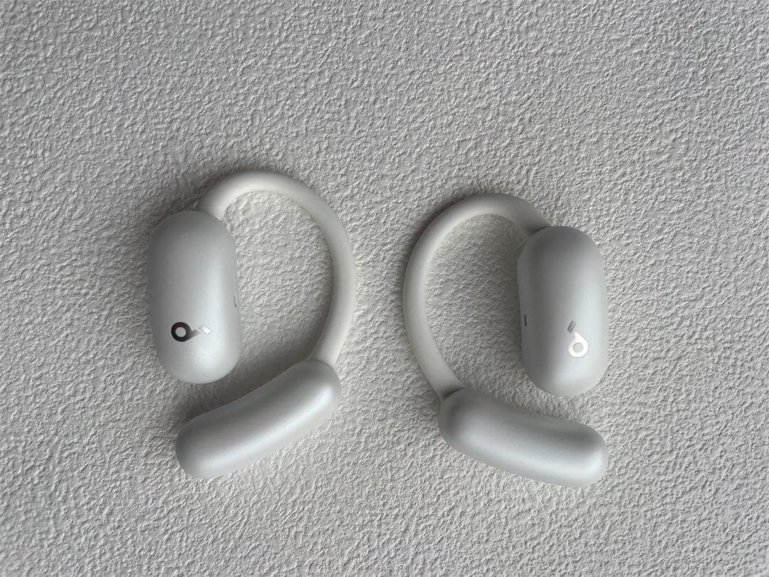 美品　Anker Soundcore AeroFit 2