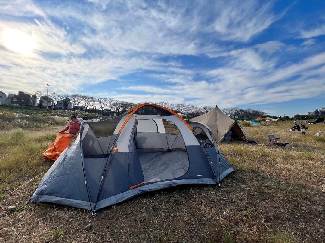 Amazon Basics ドームテント 8人用 オレンジとグレー