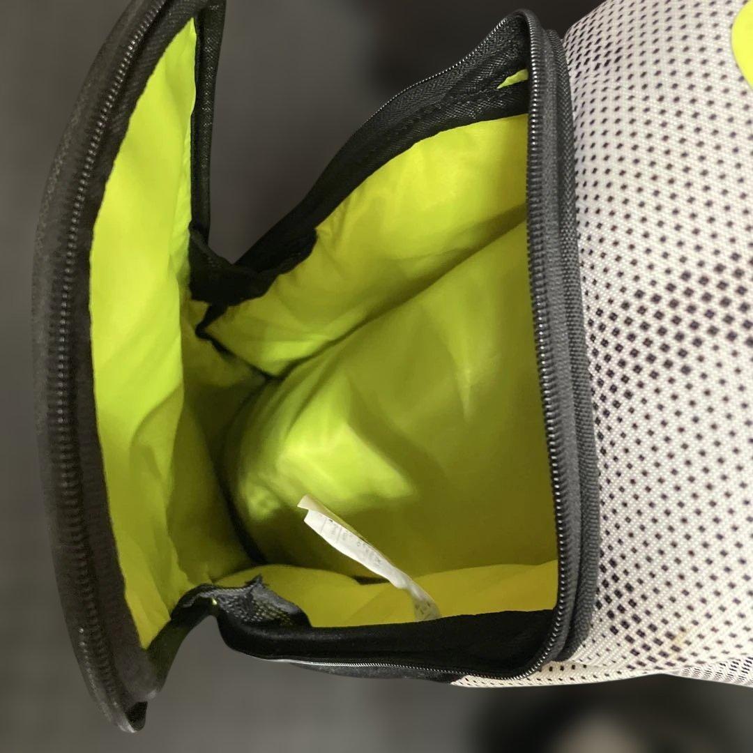 ナイキ　キャディバッグ　ボストンバッグ　新品アイアンカバー　新品ネームタグ付き